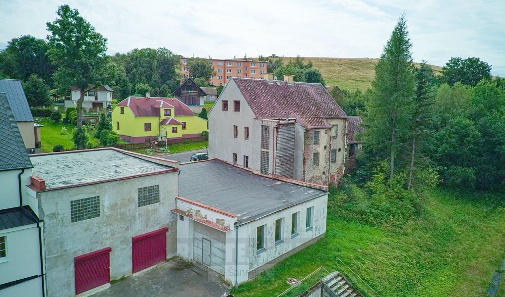 Prodej domu 431 m² s pozemkem 242 m², Moldava – náhled fotky 15