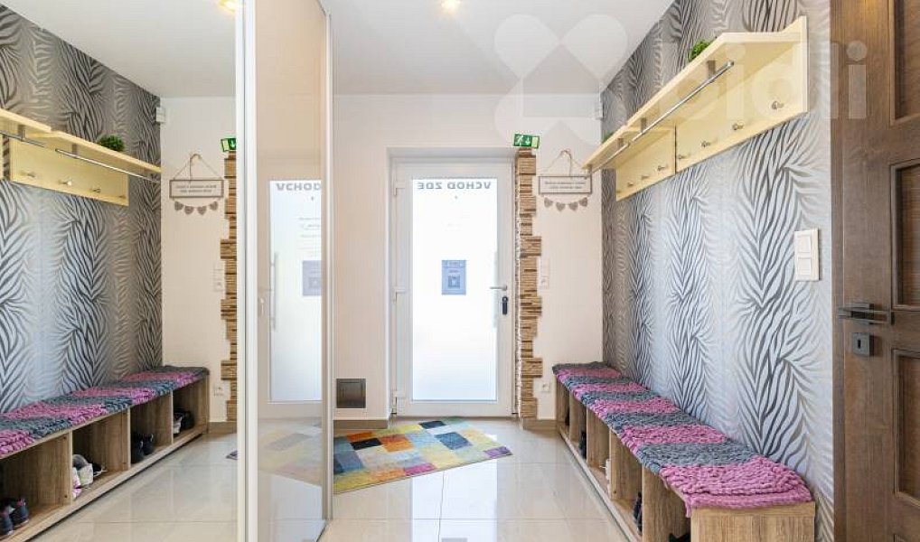 Prodej domu 189 m² s pozemkem 921 m², Nýrsko – náhled fotky 15