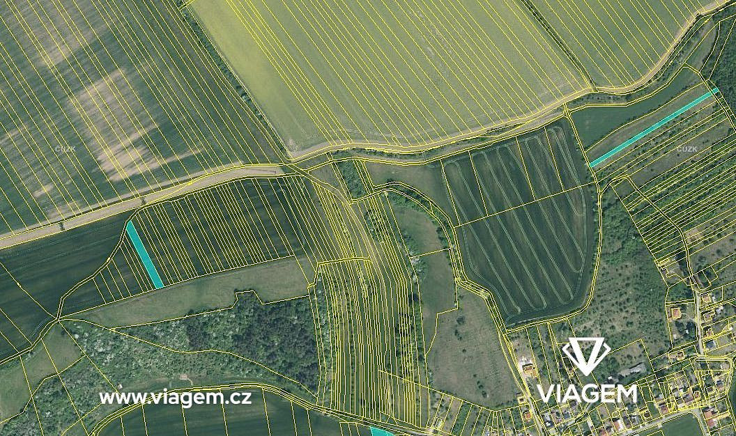 Prodej pole 2 865 m²