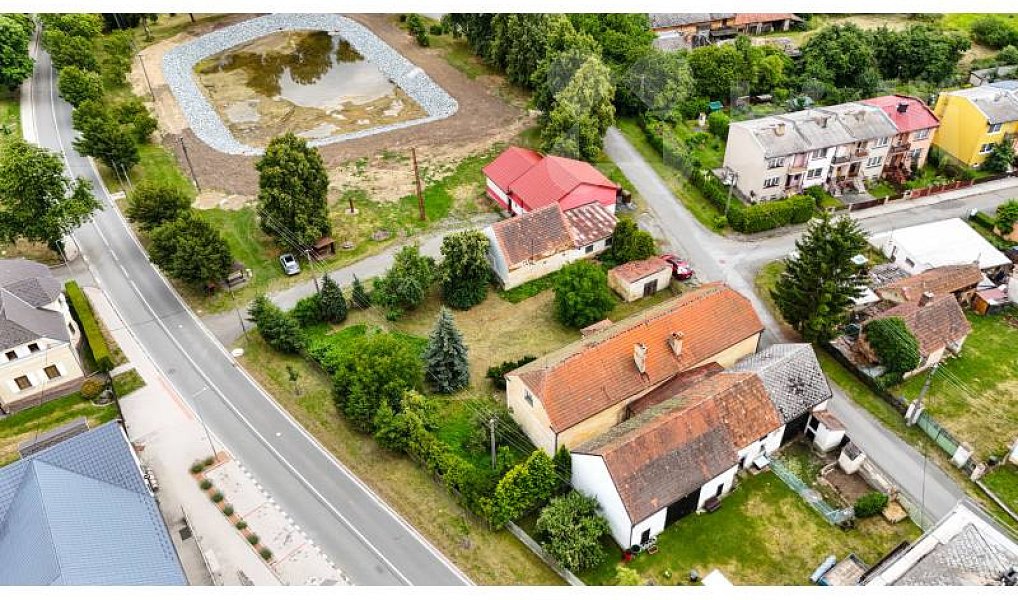 Prodej domu 352 m² s pozemkem 1 255 m², Pernarec – náhled fotky 5