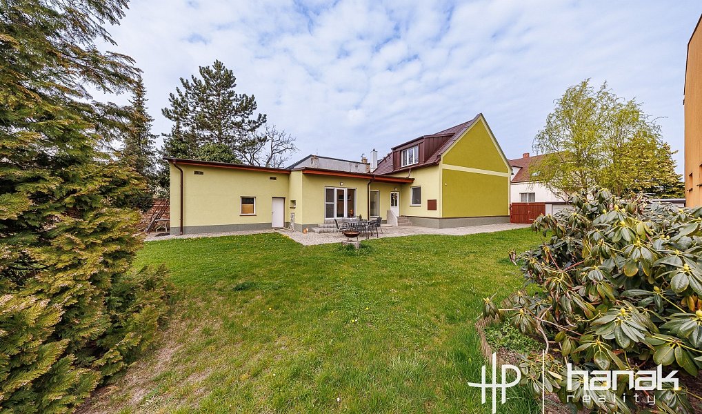 Prodej domu 200 m² s pozemkem 1 173 m², Olomouc – náhled fotky 2