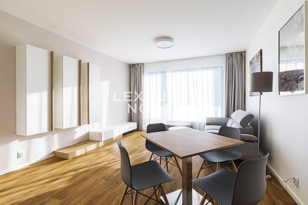 Pronájem bytu 2+kk 60 m² – fotografie 5