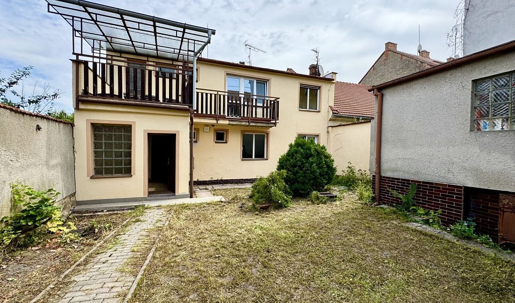 Prodej domu 140 m² s pozemkem 321 m², Vyškov – náhled fotky 2