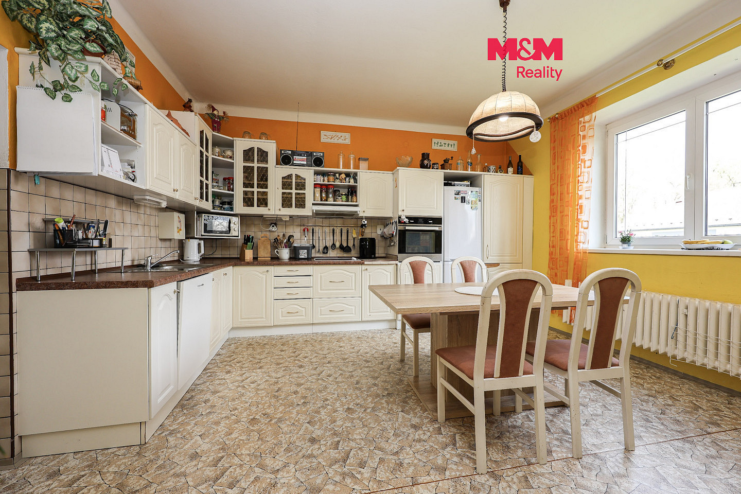 Prodej domu 162 m² s pozemkem 679 m²