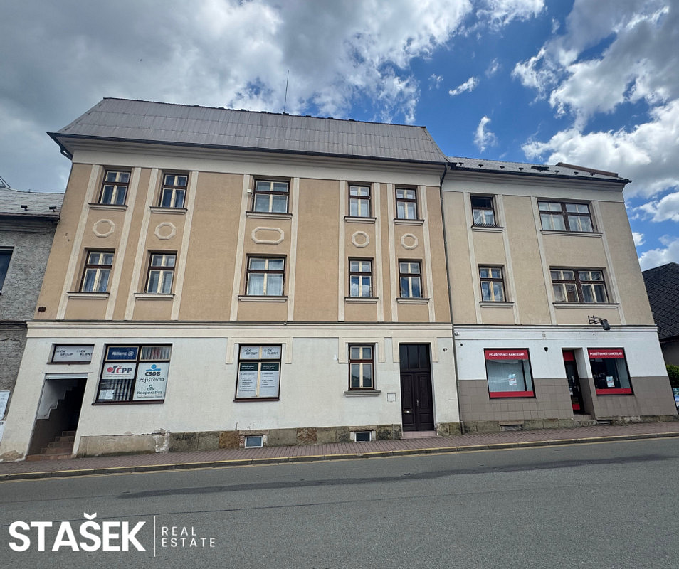 Pronájem bytu 2+1 80 m² — photo 2