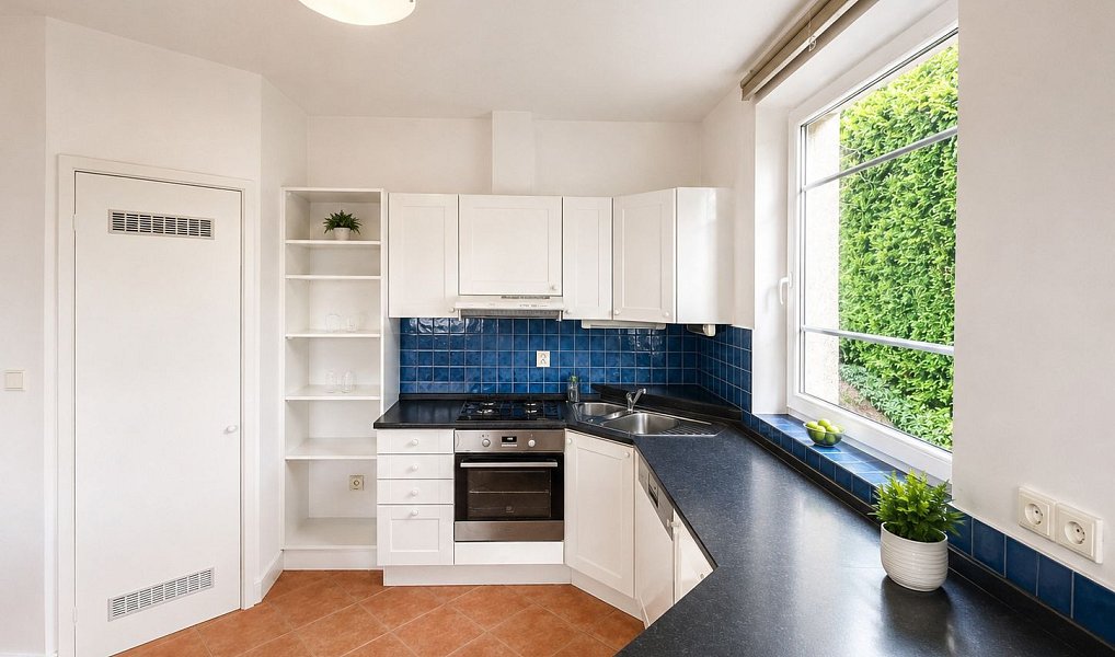 Prodej domu 328 m² s pozemkem 1 000 m², Únětice – náhled fotky 9