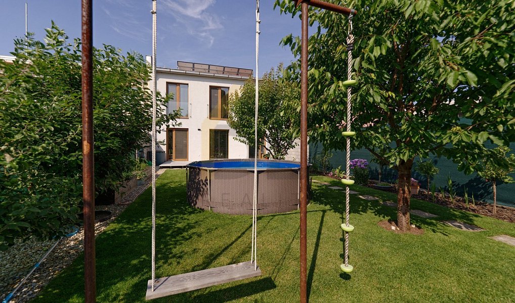 Prodej domu 160 m² s pozemkem 336 m², Hodonín – náhled fotky 18