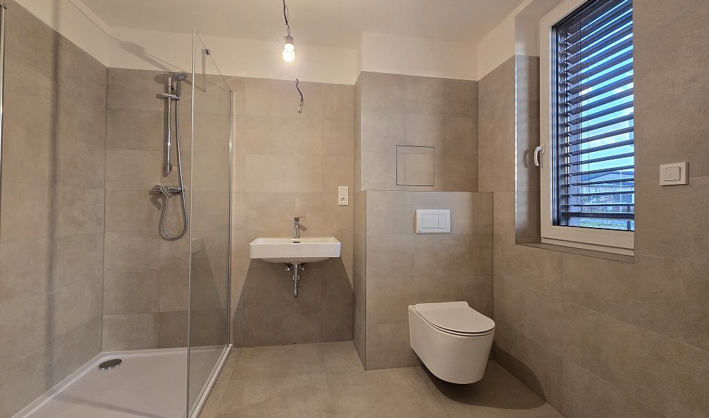 Prodej bytu 4+kk 117 m², Dobřichovice – náhled fotky 9