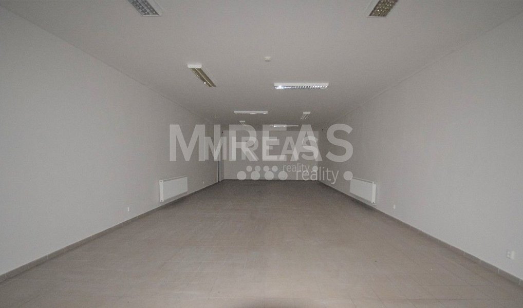 Pronájem obchodních prostor 120 m², Milovice – náhled fotky 5