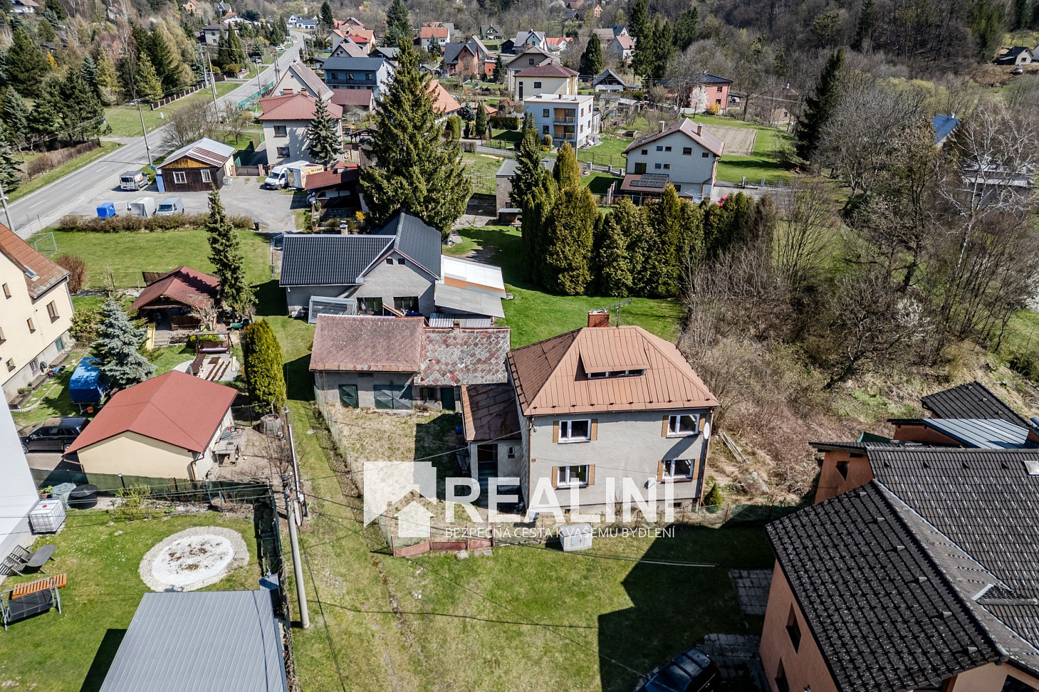 Prodej domu 200 m² s pozemkem 659 m² - Ansicht 2
