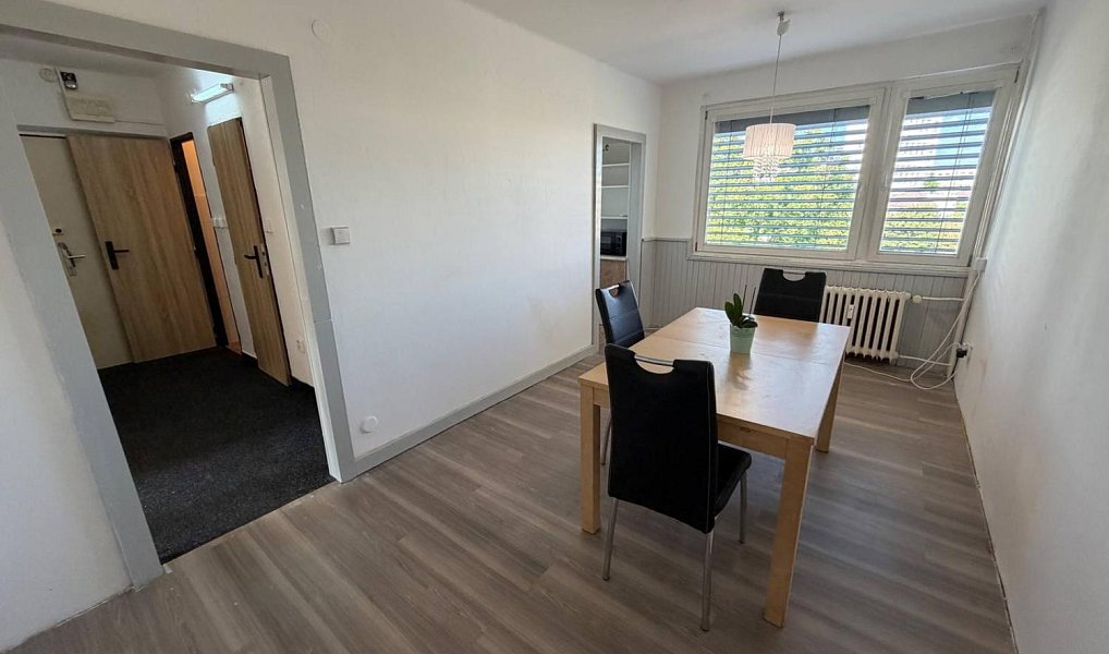Pronájem bytu 4+1 73 m², Hradec Králové – náhled fotky 6