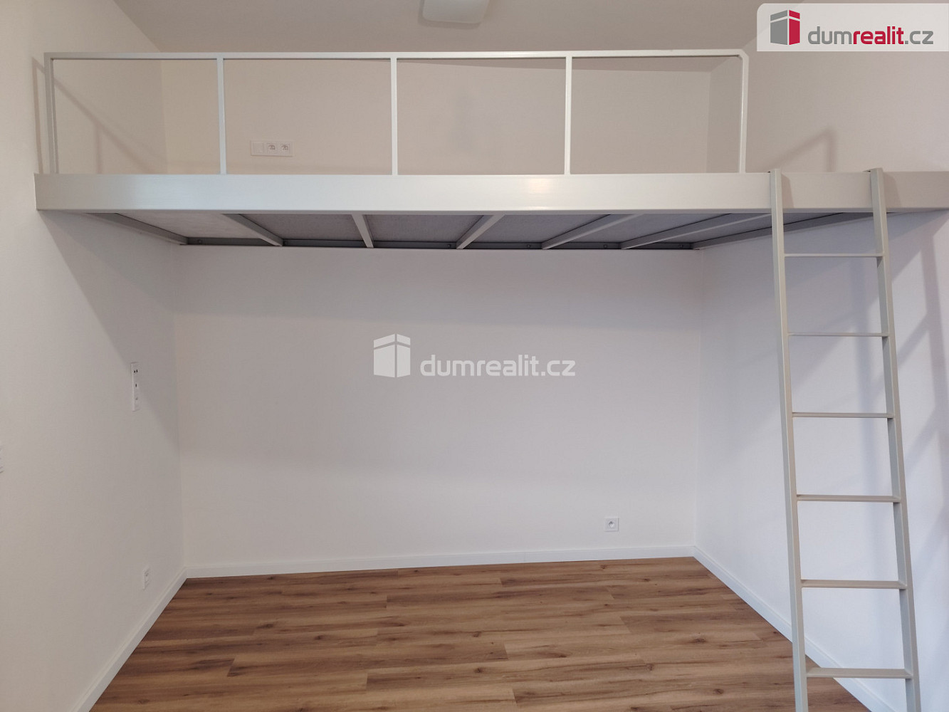 Pronájem bytu 1+kk 21 m² — photo 3