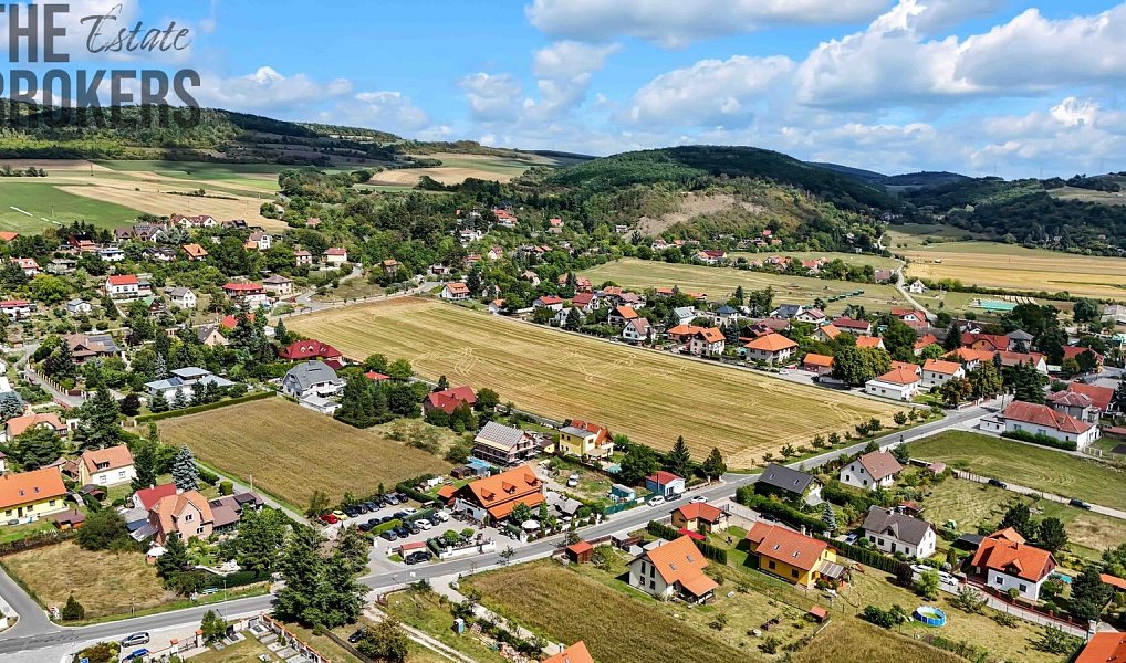 Prodej domu 163 m² s pozemkem 1 801 m², Hlásná Třebaň – náhled fotky 38