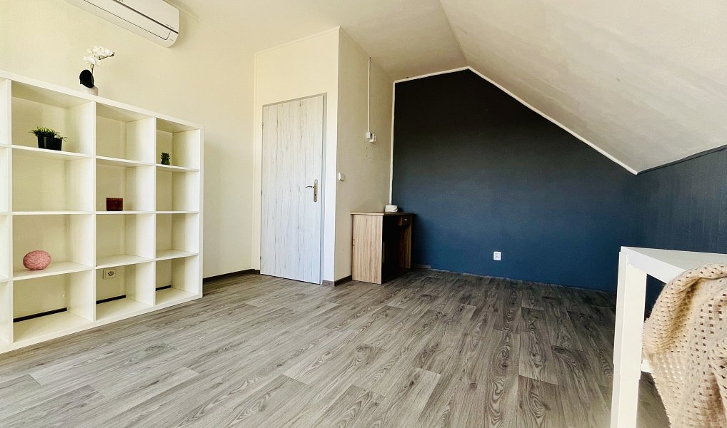 Pronájem bytu 4+kk 82 m², Český Brod – náhled fotky 17