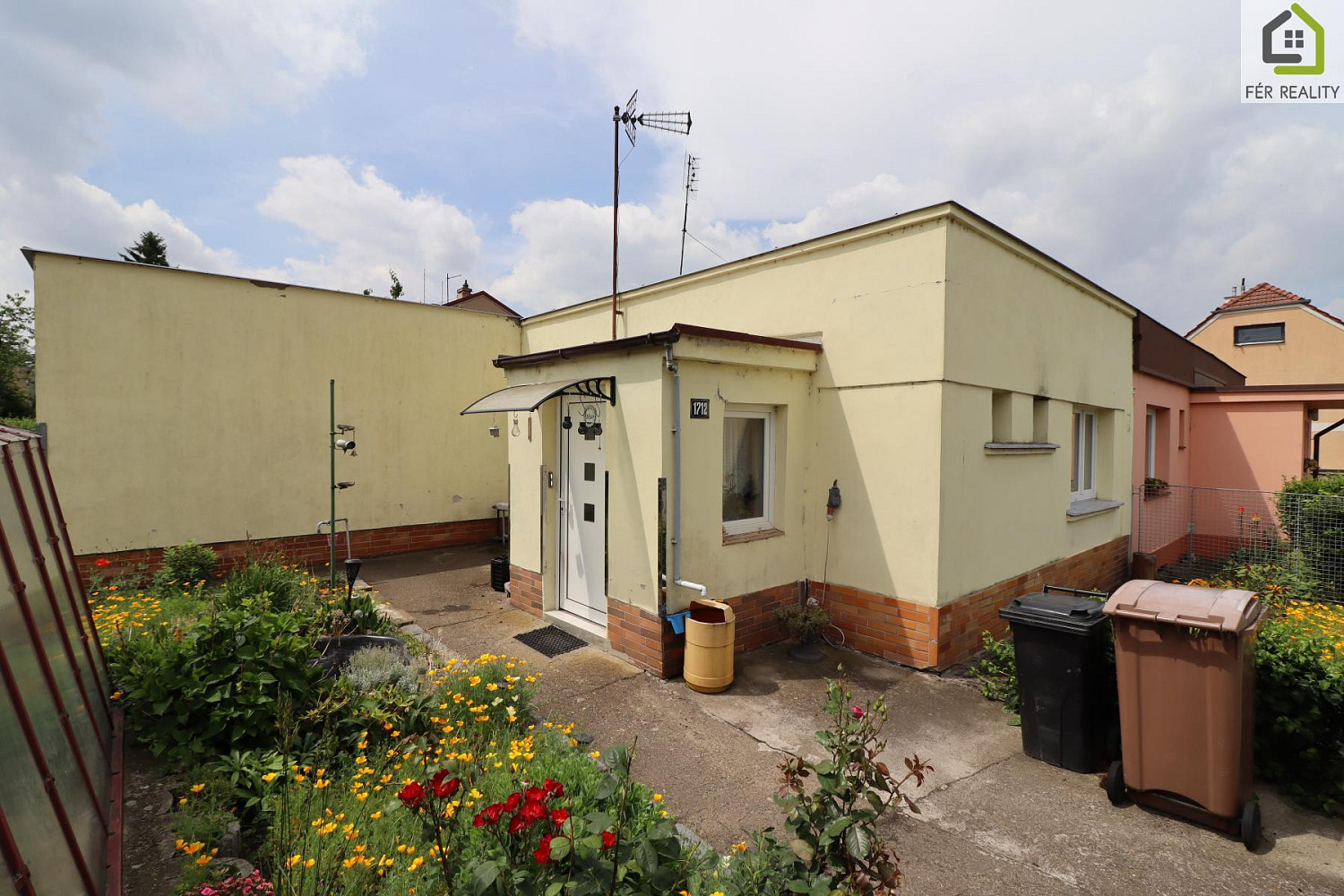 Prodej domu 190 m² s pozemkem 383 m² rezervováno