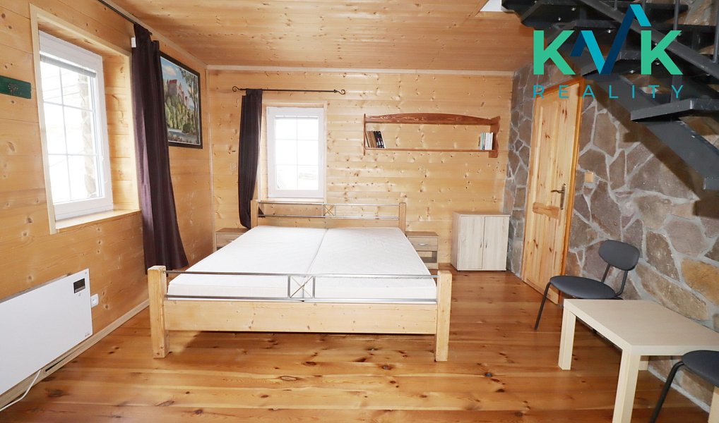 Prodej domu 149 m² s pozemkem 740 m², Loket – náhled fotky 21