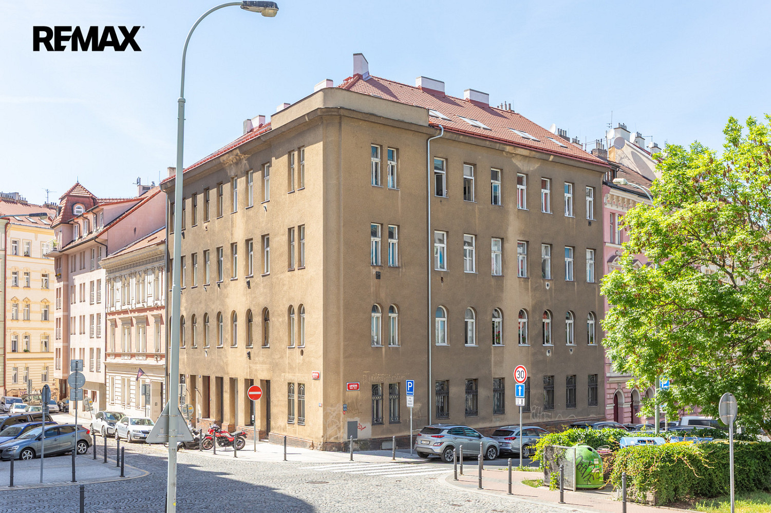 Pronájem komerčního objektu (jiného typu) 75 m² – fotografie 3