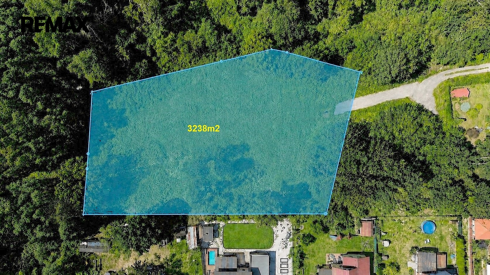 Prodej stavebního pozemku 3 238 m² — photo 3