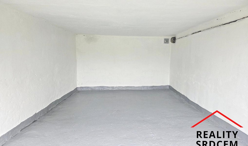 Pronájem garáže 20 m2, ul. Olšiny Karviná, Karviná – náhled fotky 2