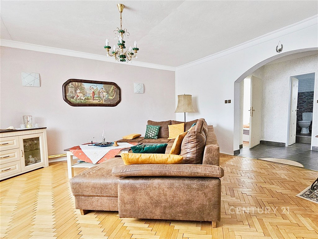 Pronájem bytu 3+kk 79 m² — photo 2