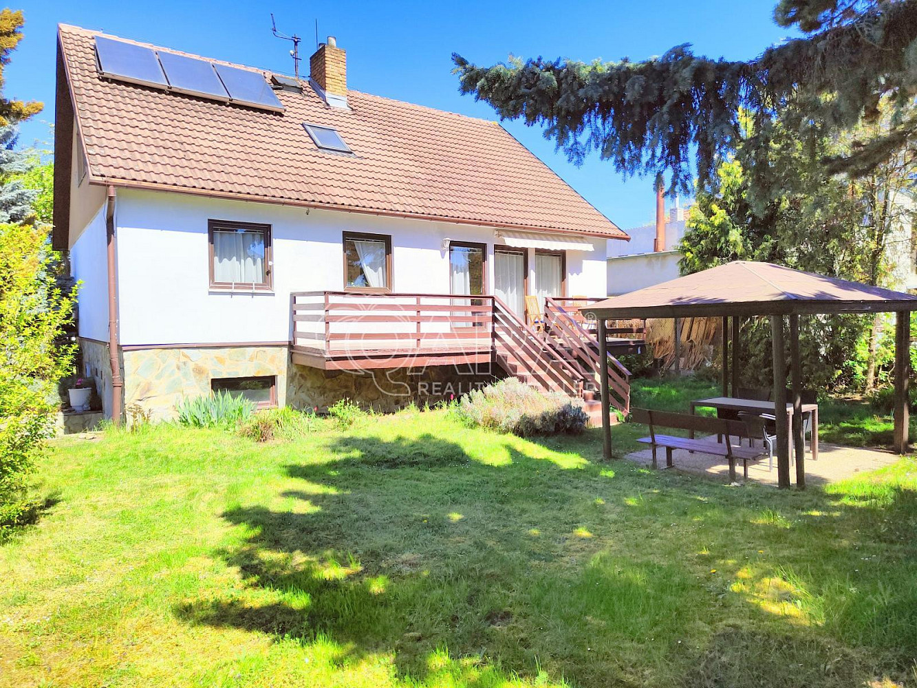 Prodej domu 258 m² s pozemkem 514 m²