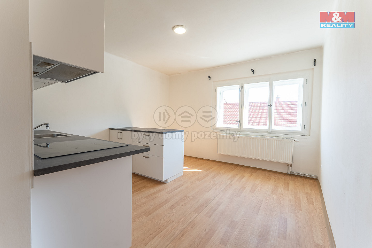 Prodej domu 1 120 m² s pozemkem 671 m² — photo 4