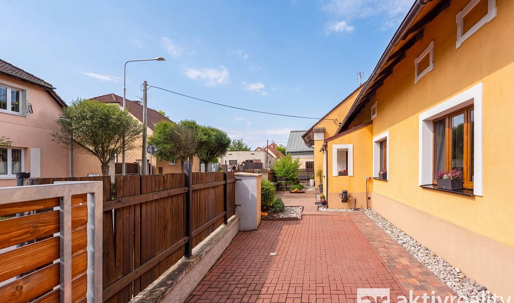 Prodej domu 132 m² s pozemkem 415 m², Drahelčice – náhled fotky 27