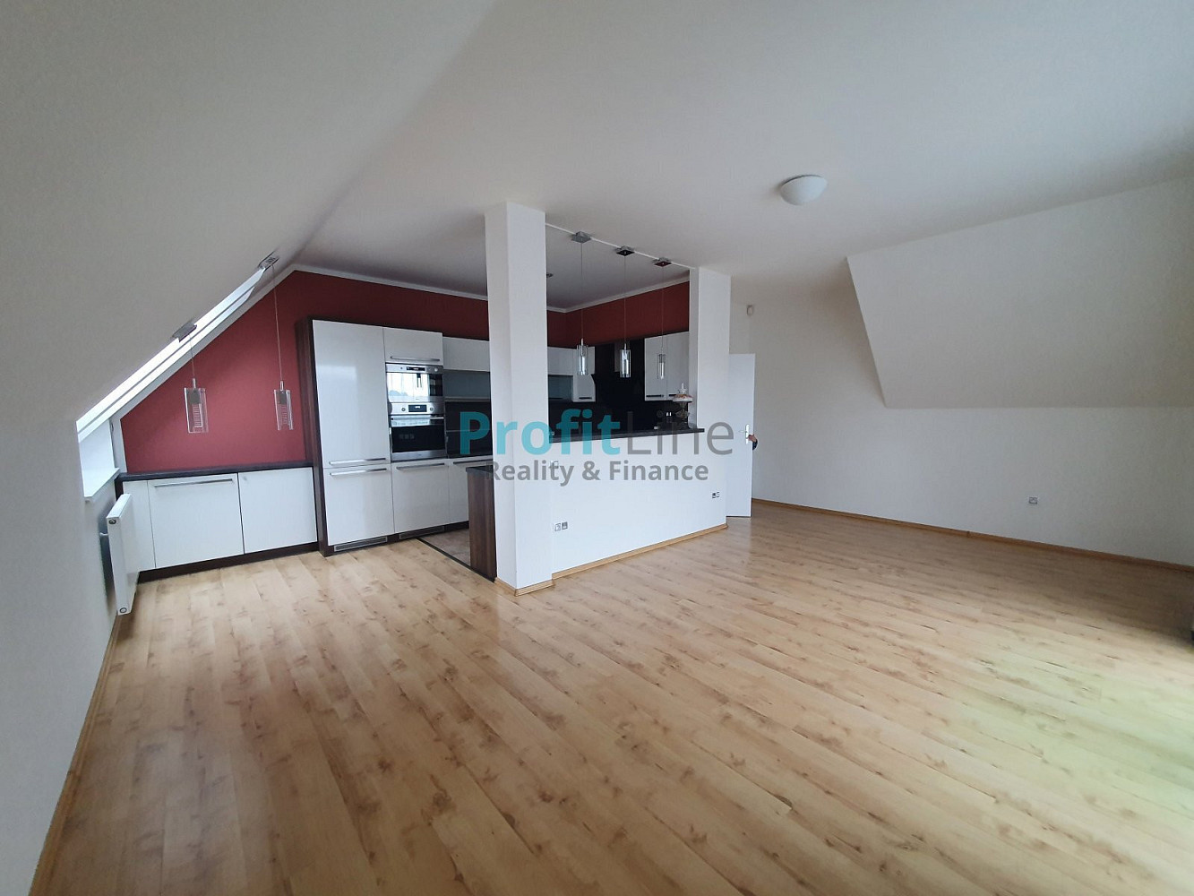 Pronájem bytu 3+kk 98 m² – fotografie 5