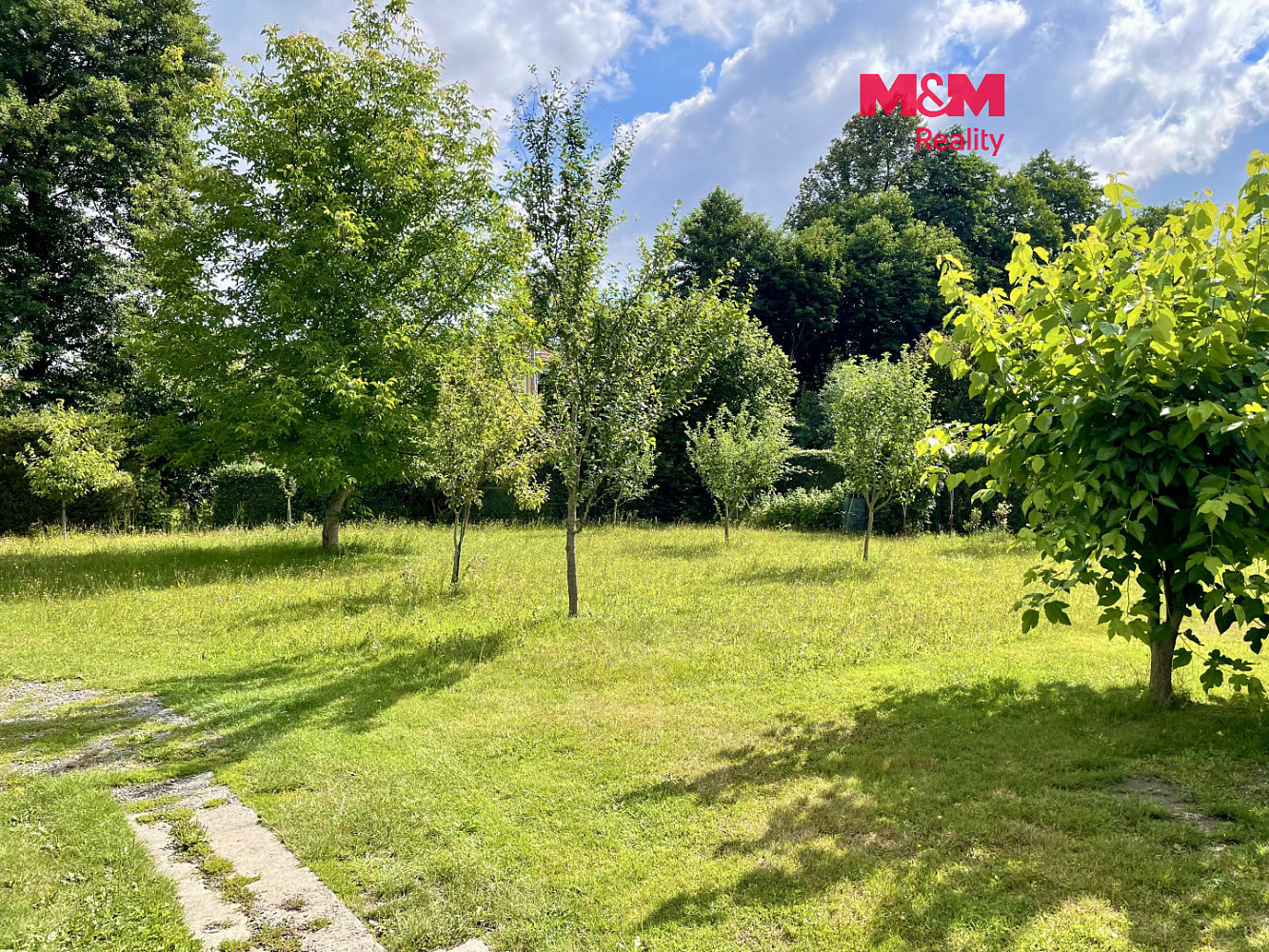 Prodej stavebního pozemku 500 m²