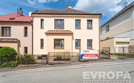 Prodej domu 270 m² s pozemkem 555 m², Zahradní Město, Trutnov - Kryblice