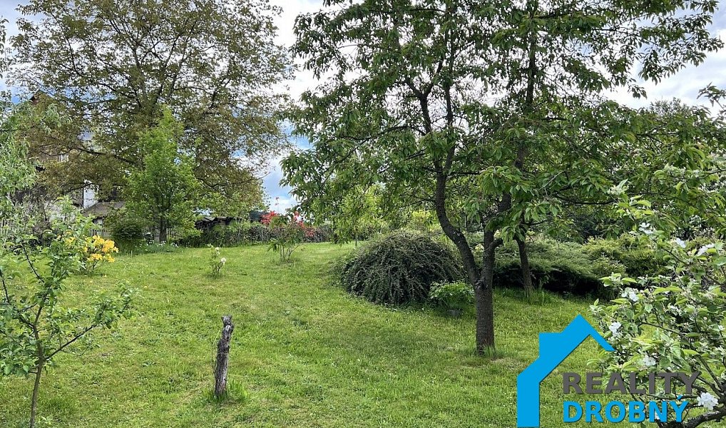 Prodej stavebního pozemku 1 033 m², Huntířov – náhled fotky 6