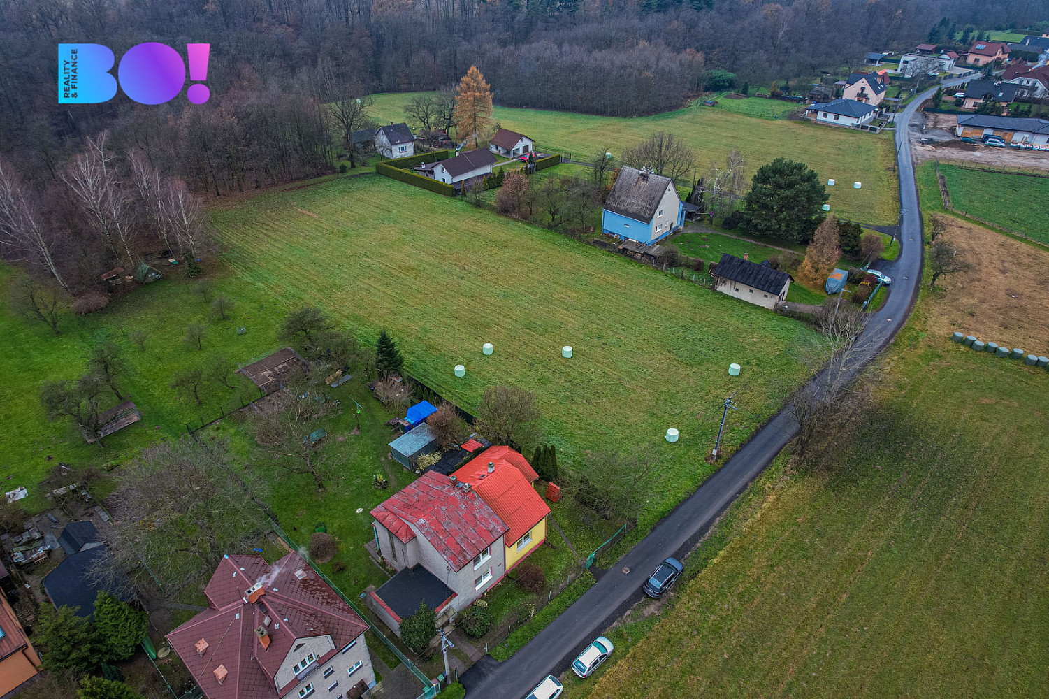 Prodej stavebního pozemku 907 m² – fotografie 2