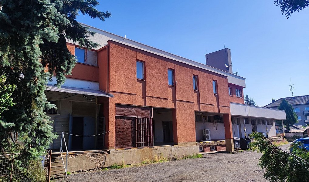 Pronájem obchodních prostor 556 m², Slatiňany – náhled fotky 11