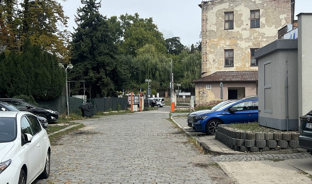 Pronájem skladovacích prostor 350 m², Brno – náhled fotky 4