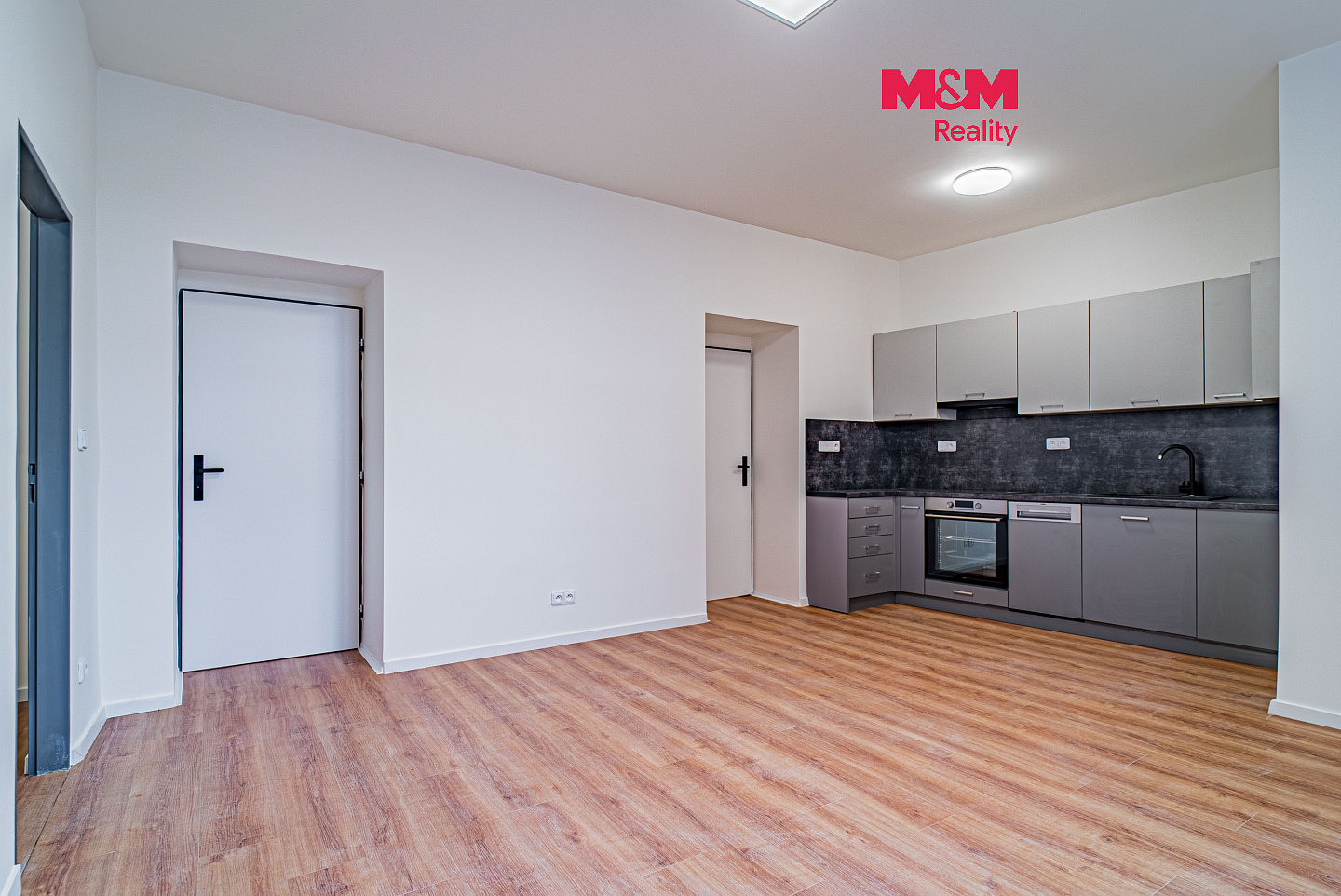 Pronájem bytu 3+kk 61 m² – fotografie 3