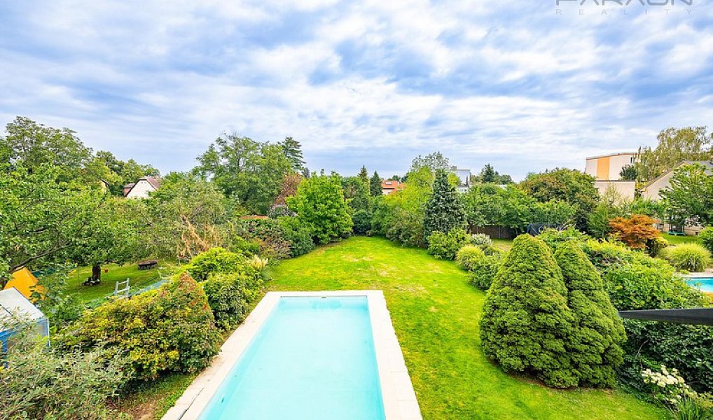 Prodej domu 287 m² s pozemkem 997 m², Praha – náhled fotky 16