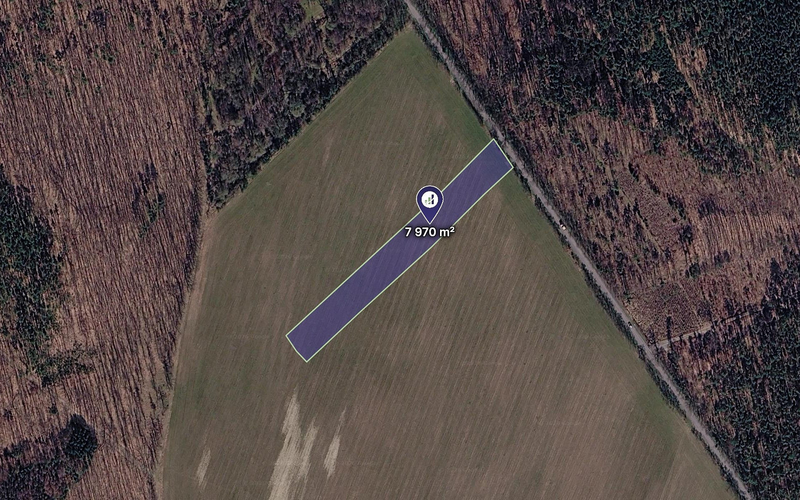 Prodej pole 1 594 m²