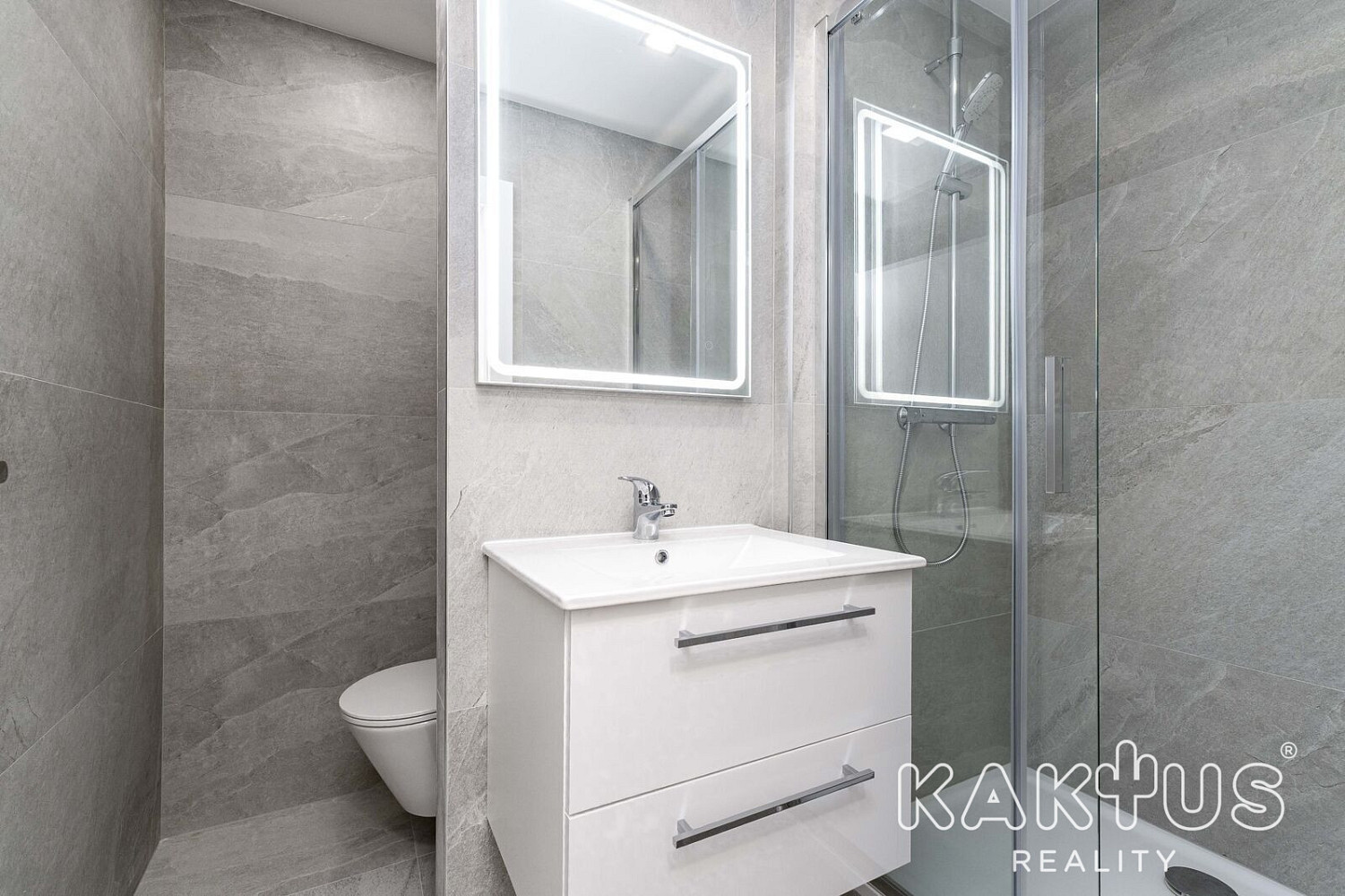 Pronájem bytu 1+1 39 m² – fotografie 2