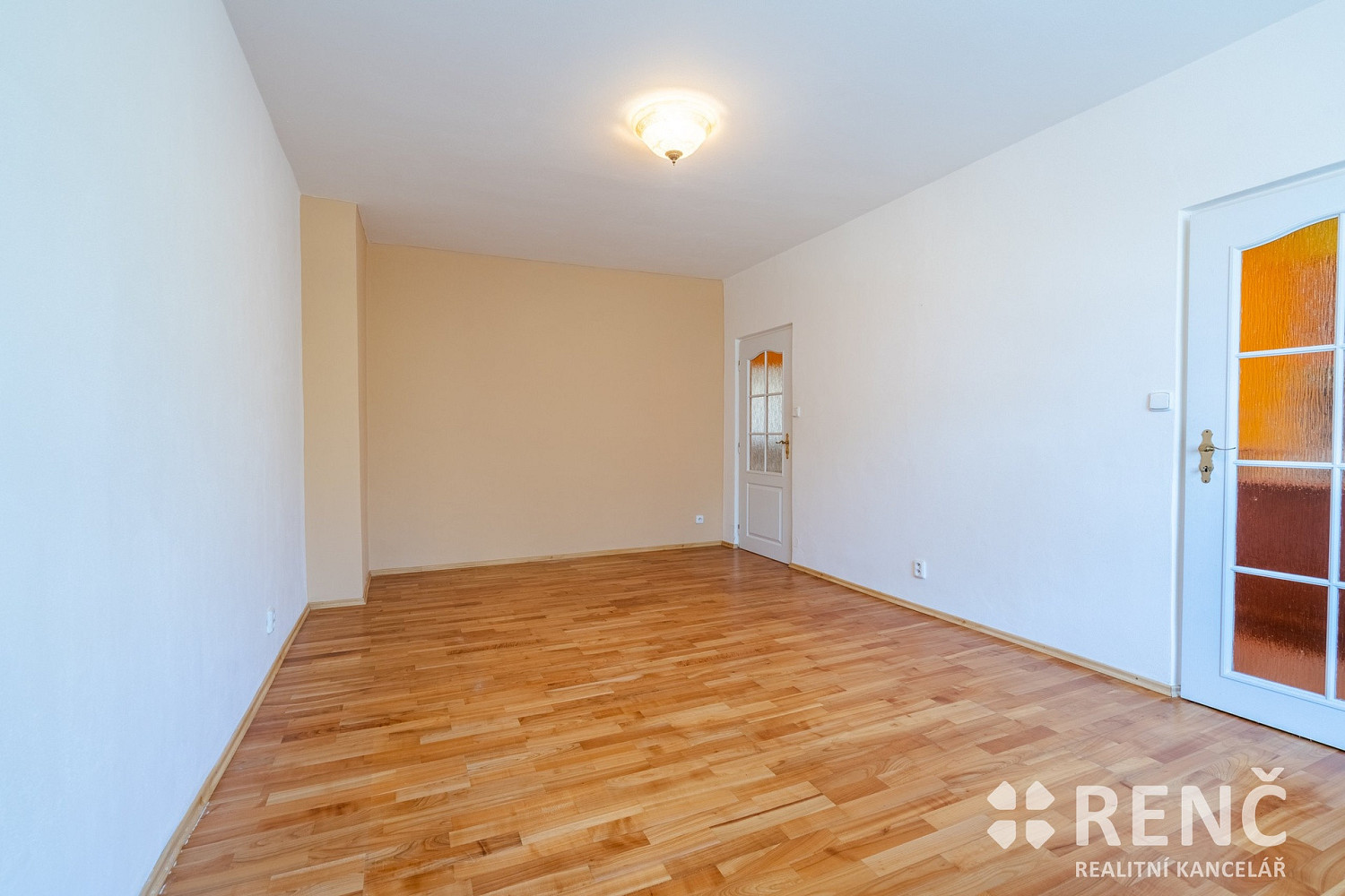Pronájem bytu 3+1 74 m² – fotografie 3
