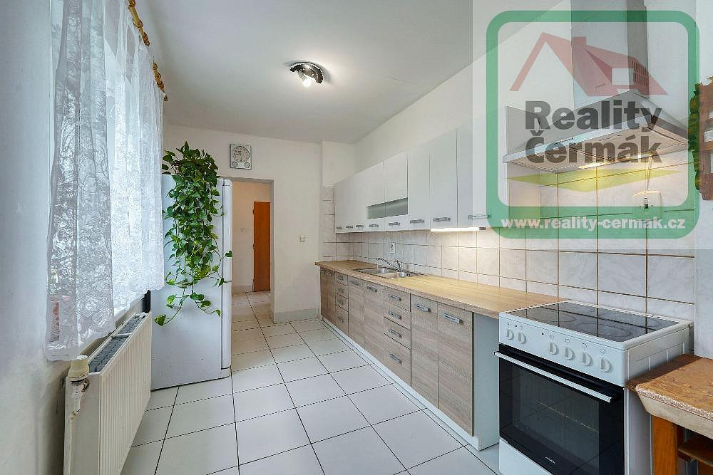 Prodej domu 224 m² s pozemkem 346 m² – fotografie 3
