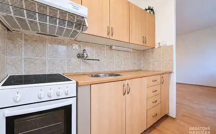 Pronájem bytu 1+kk 32 m², Bělehradská, Pardubice - Polabiny