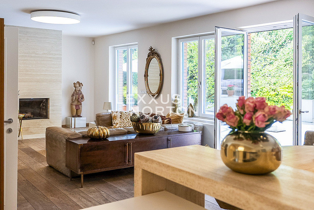 Prodej domu 522 m² s pozemkem 1 215 m² – fotografie 2