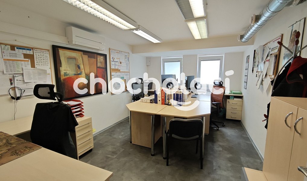 Prodej kanceláře 157 m², Pardubice – náhled fotky 33