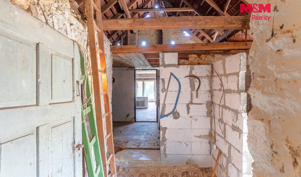 Prodej stavebního pozemku 1 676 m², Strašice – náhled fotky 23