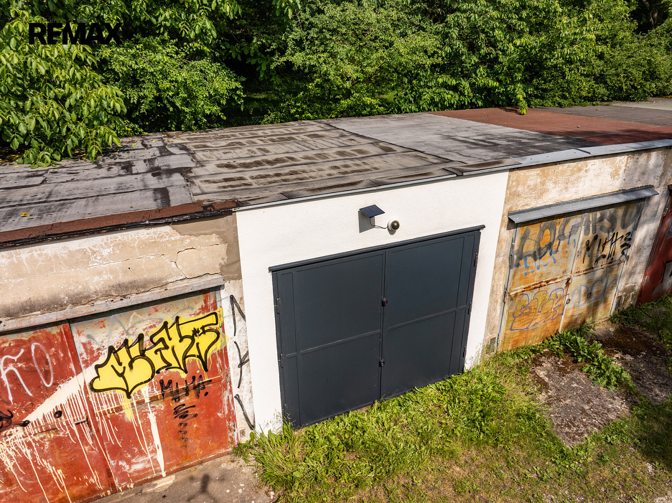 Prodej zrekonstruované garáže 18 m², Praha Řepy, ul. U Boroviček – další
