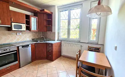 Pronájem bytu 3+1 84 m², Nad zámečkem, Praha 5 - Košíře