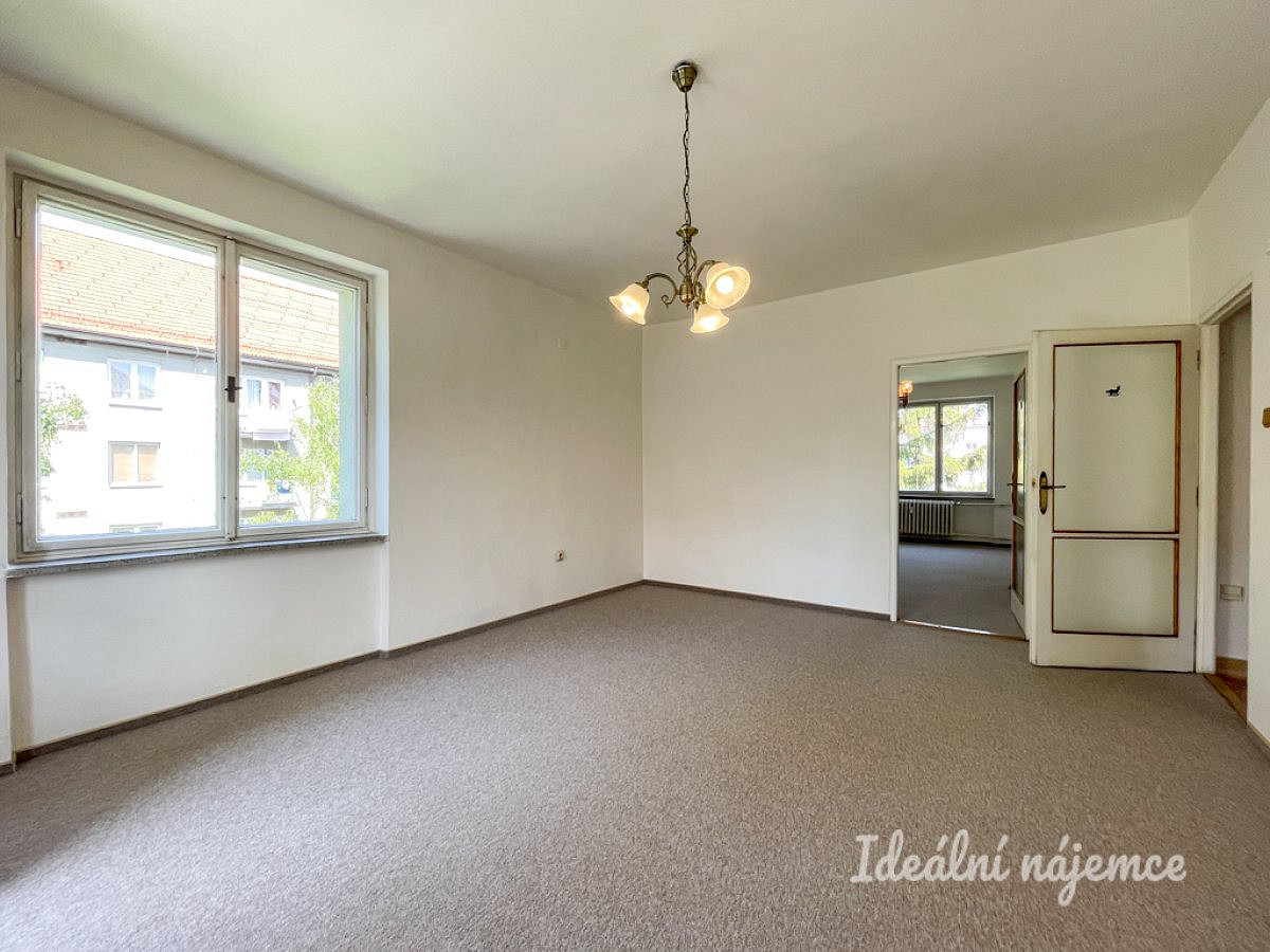 Pronájem bytu 2+1 60 m² – fotografie 4