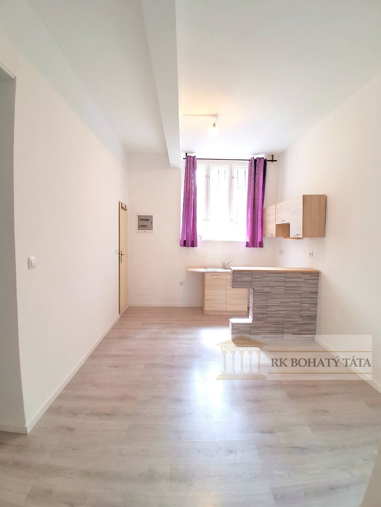 Pronájem skladovacích prostor 26 m²