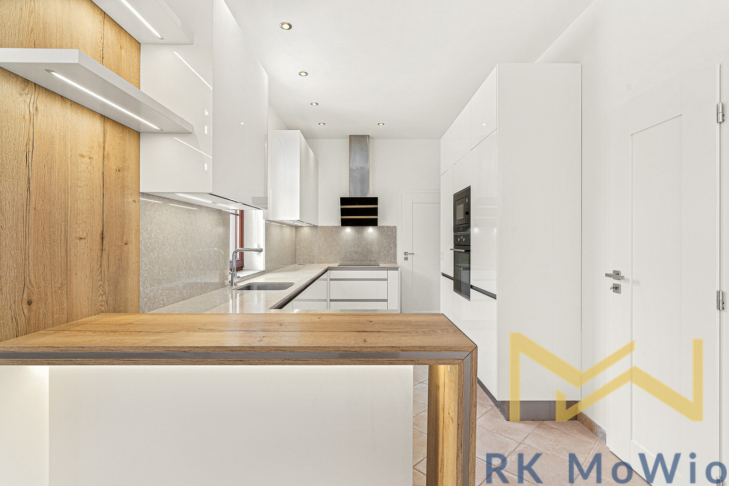 Pronájem domu 243 m² s pozemkem 543 m²