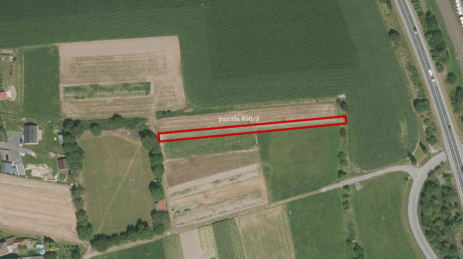 Prodej komerčního pozemku 480 m²